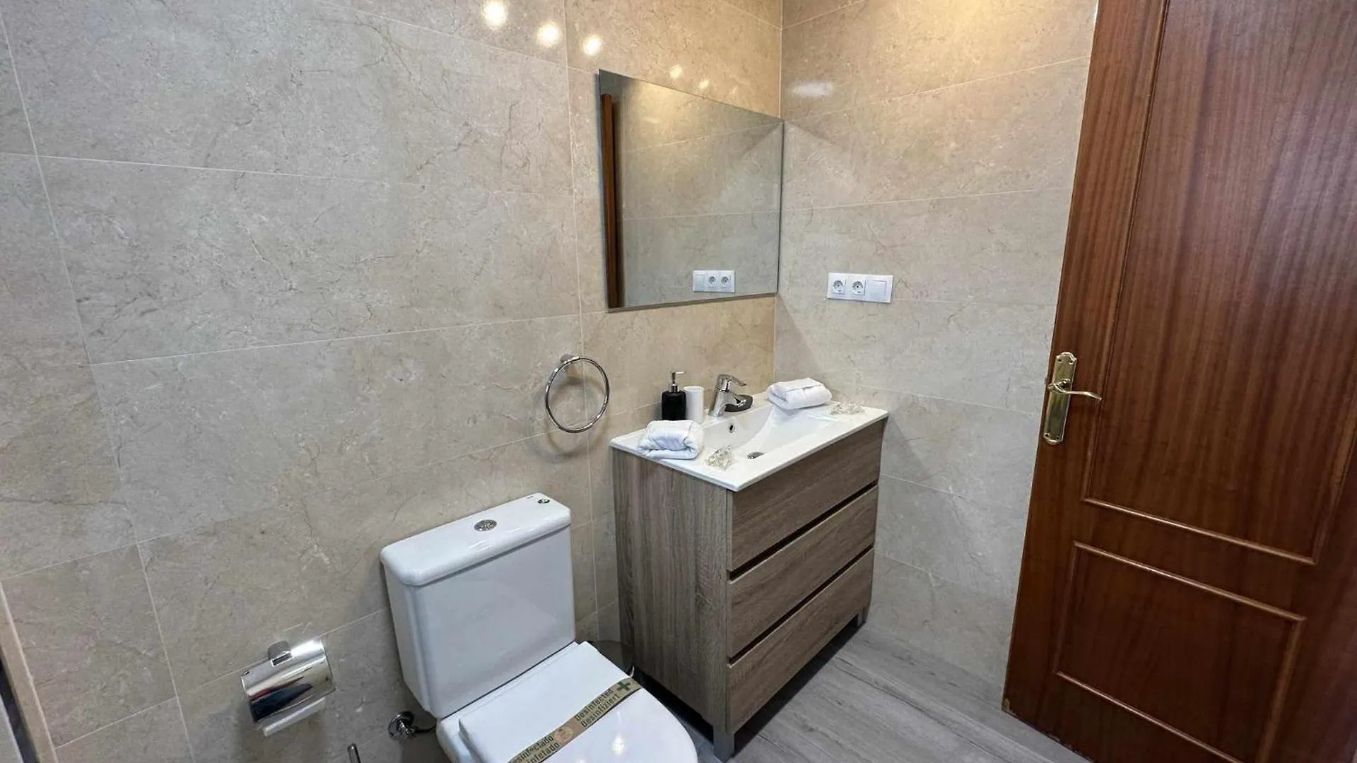 Appartamento Apartamento La Carihuela A 2 Minutos De La Playa Torremolinos 0*,  Spagna
