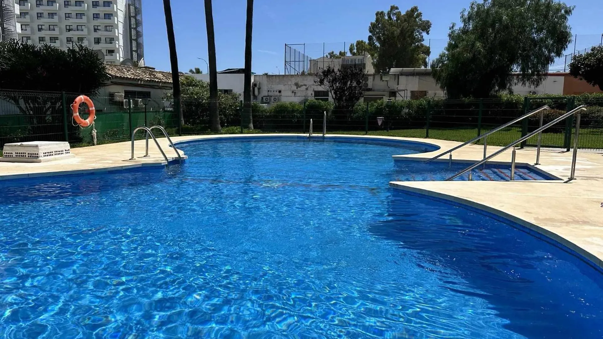 Apartamento La Carihuela A 2 Minutos De La Playa Appartement Torremolinos